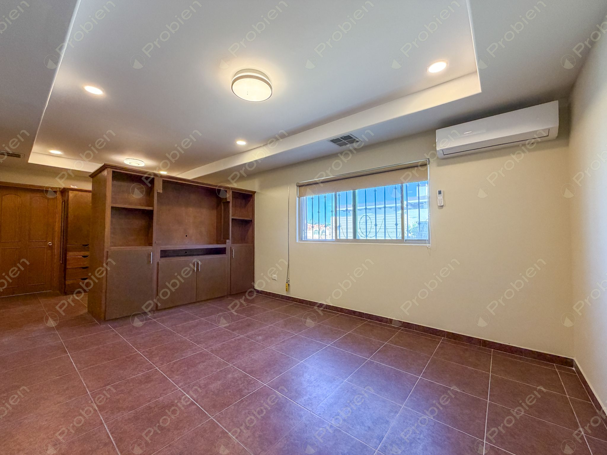 Casa en renta en Puerta de Hierro con 4 recámaras y amplio patio en Tijuana - Foto 16 de 27