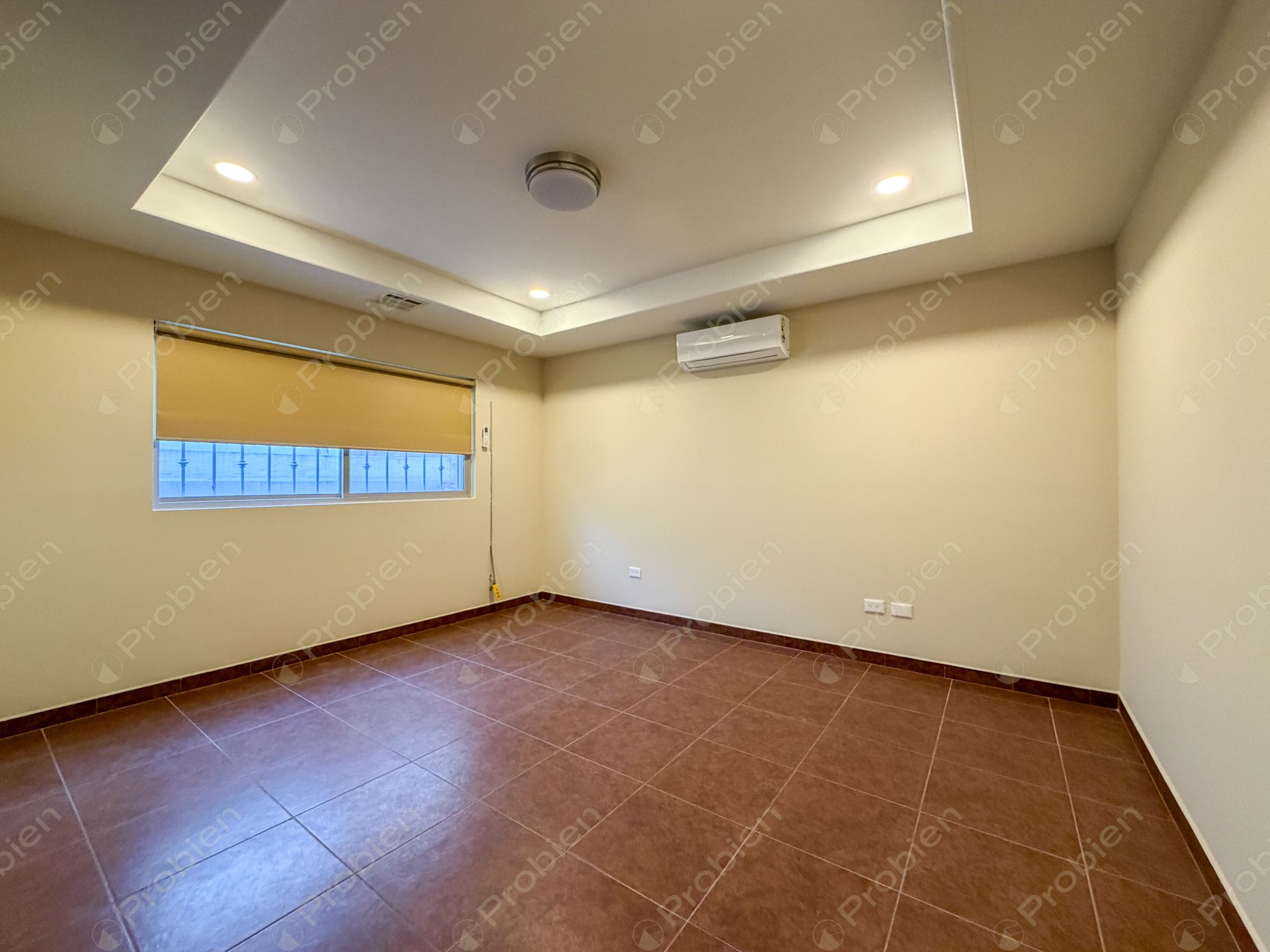 Casa en renta en Puerta de Hierro con 4 recámaras y amplio patio en Tijuana - Foto 23 de 27