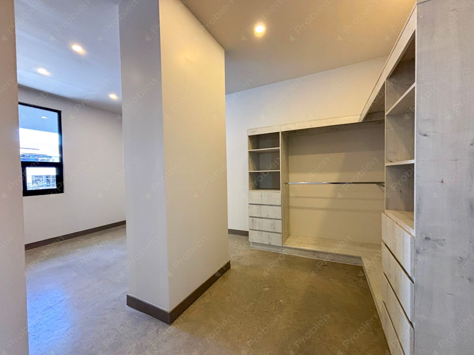 Casa Giro Comercial sobre calle principal Parral 9na Sección. Espaciosa y patio de 96 M2 - Foto 11 de 37