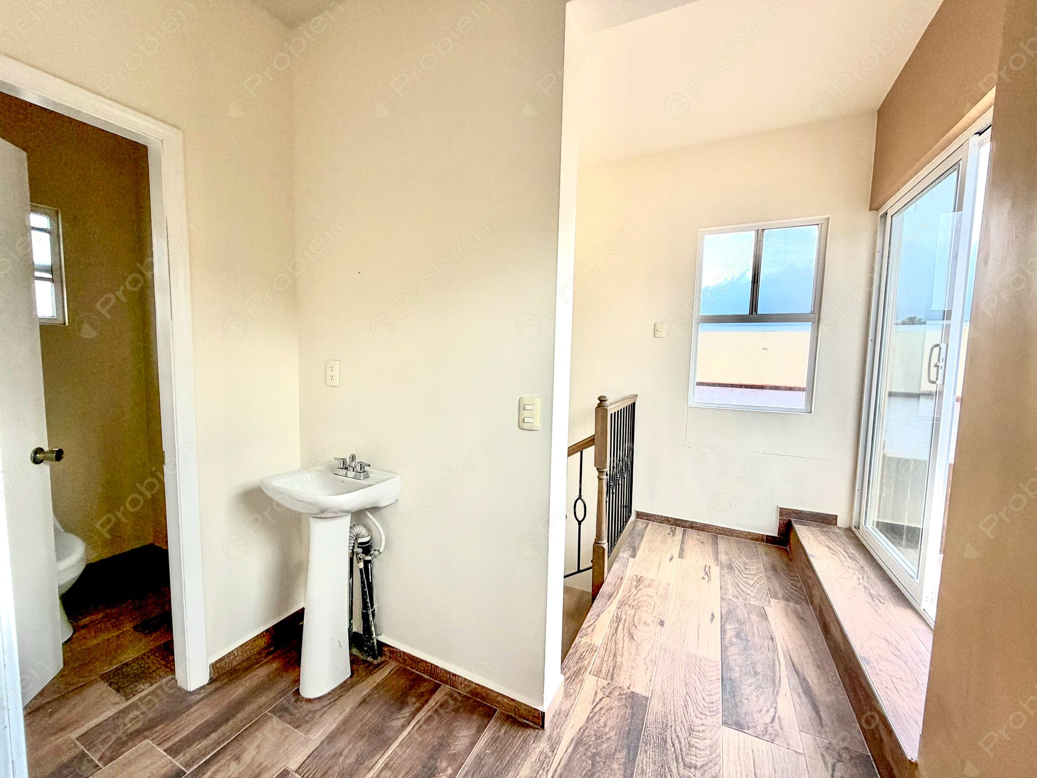 Casa en renta en Fraccionamiento Monterrey con roof top y amplios espacios - Foto 25 de 31