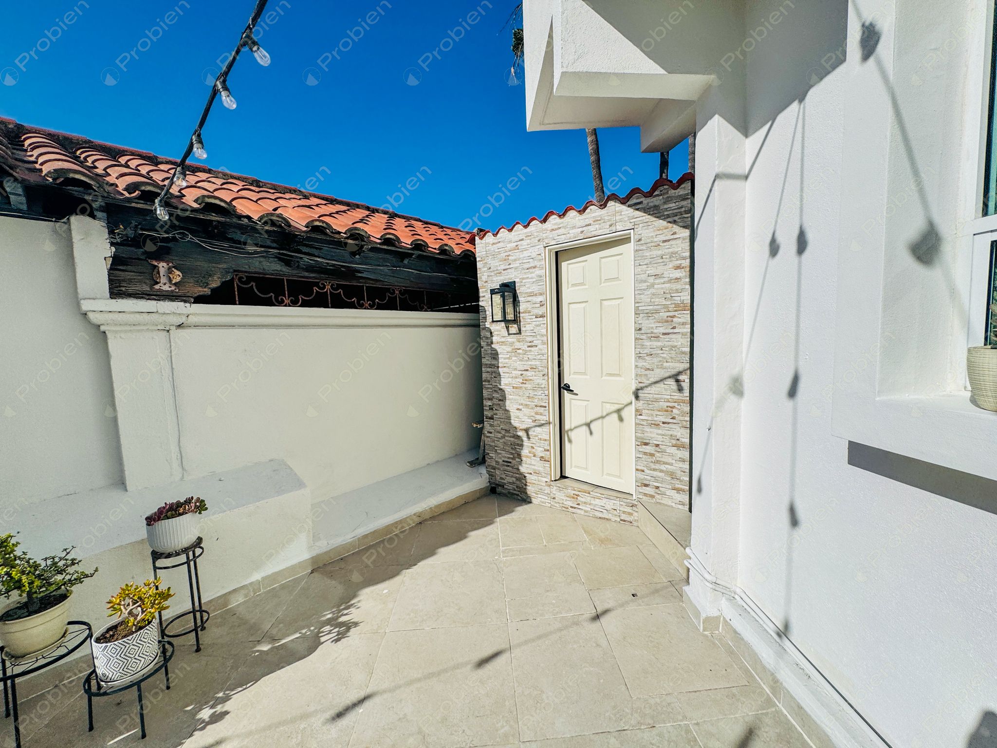 Casa en venta en Cubillas, privada de 3 niveles con terraza y vista a la ciudad - Foto 18 de 19