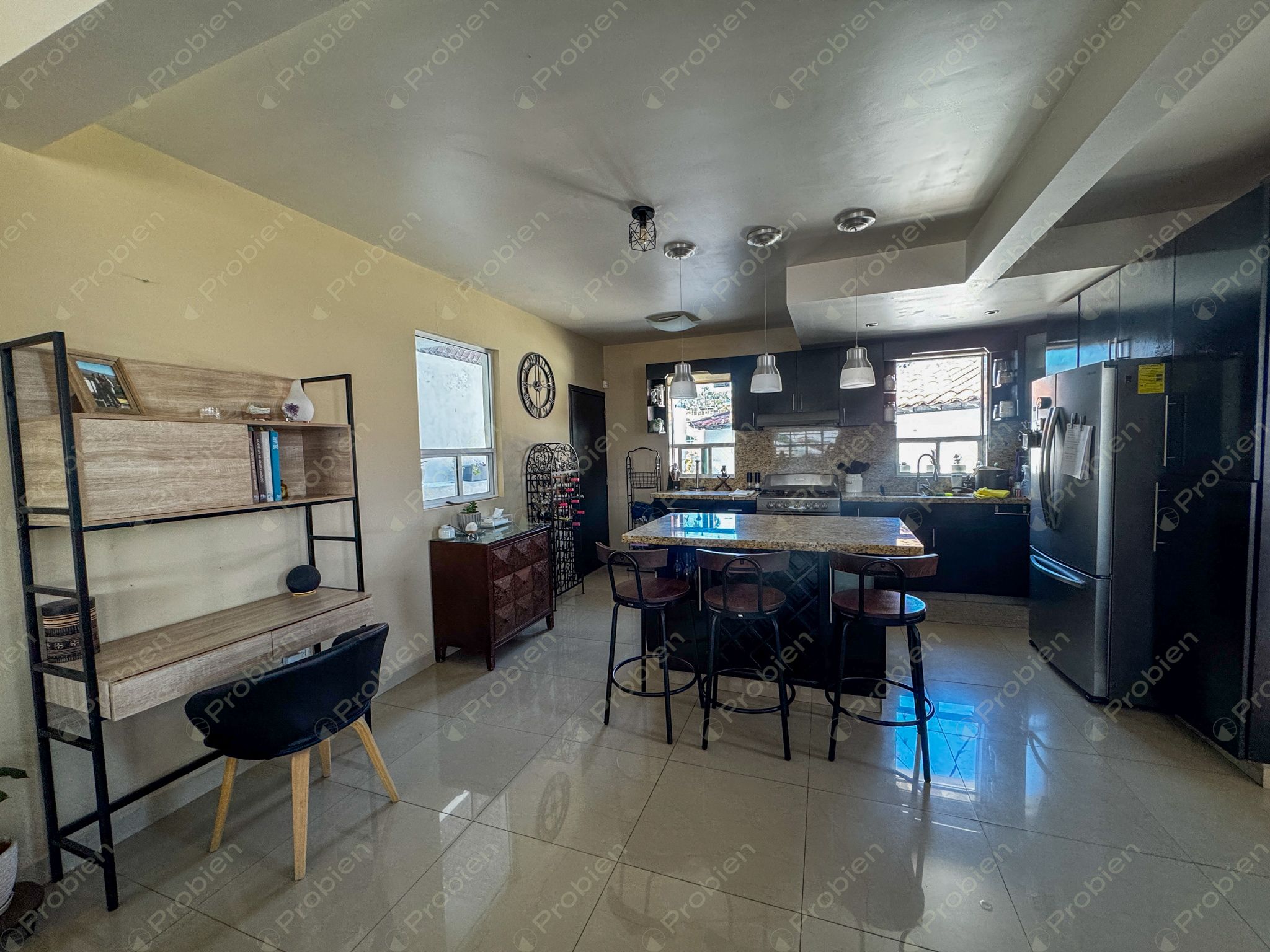 Casa en venta en Cubillas, privada de 3 niveles con terraza y vista a la ciudad - Foto 5 de 19