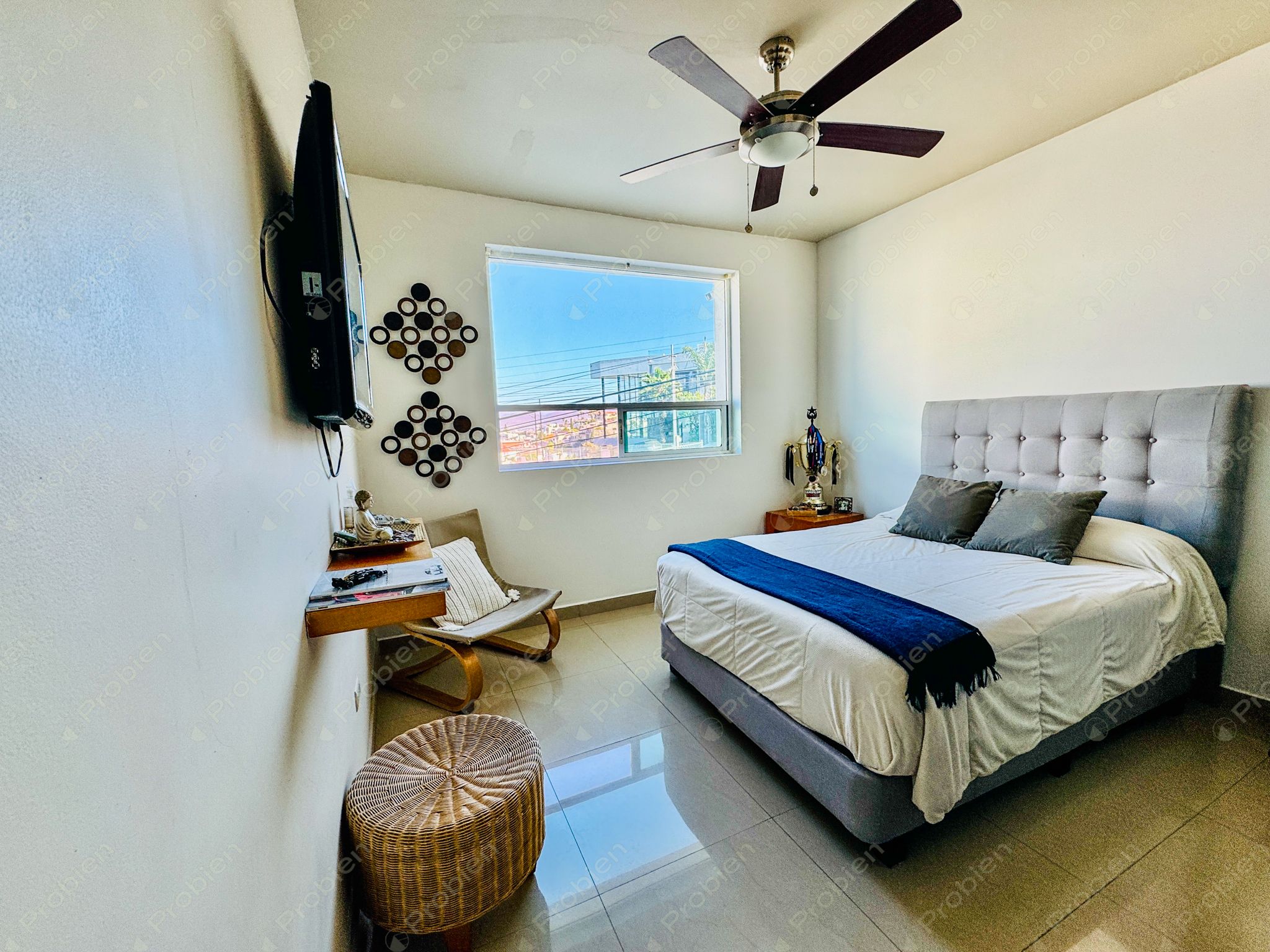 Casa en venta en Cubillas, privada de 3 niveles con terraza y vista a la ciudad - Foto 8 de 19