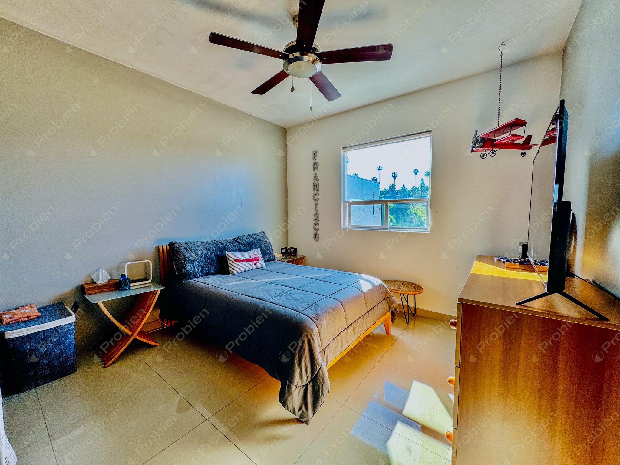 Casa en venta en Cubillas, privada de 3 niveles con terraza y vista a la ciudad - Foto 9 de 19