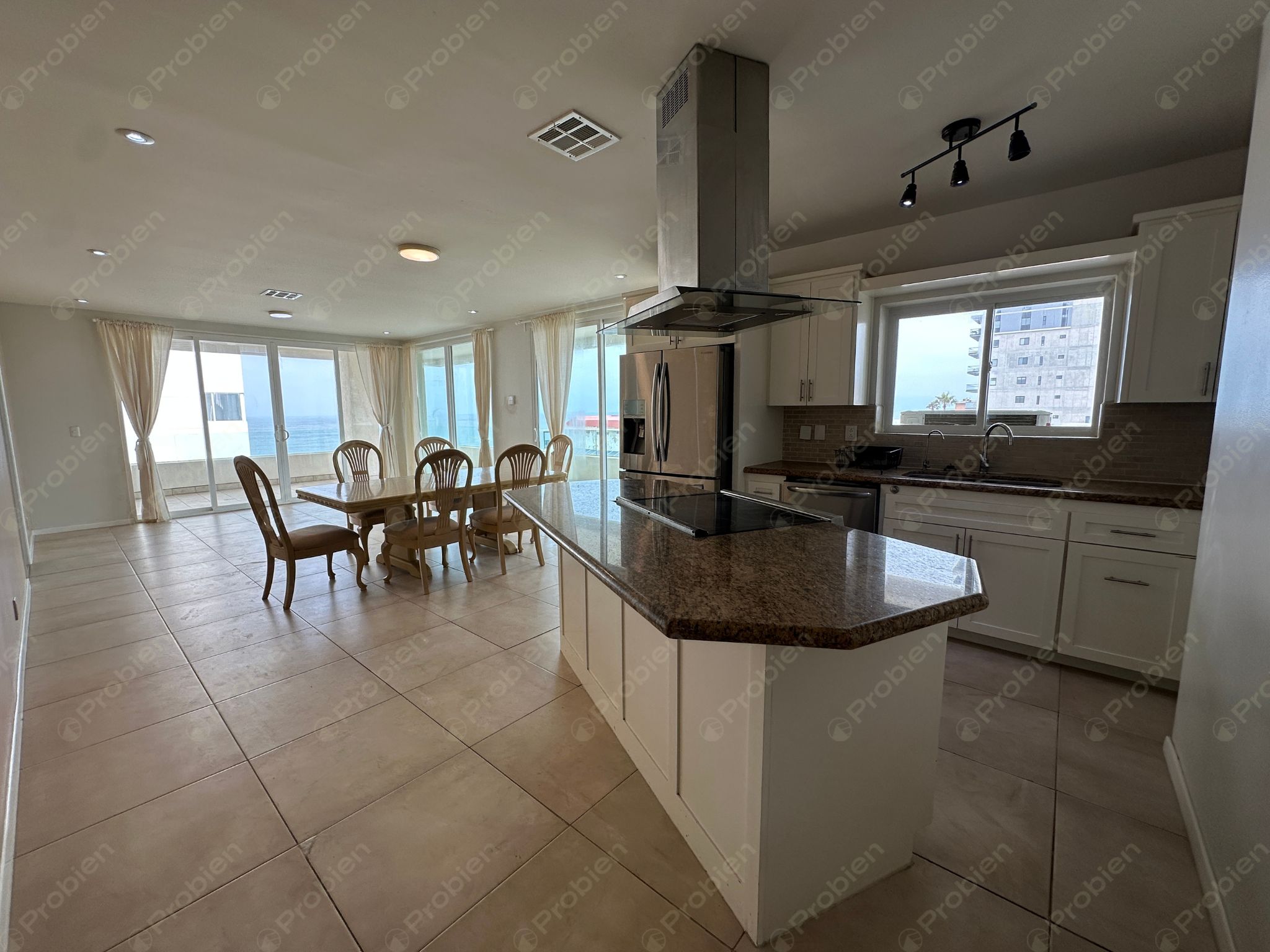 Departamento en Renta Frente al Mar en Playas de Tijuana – 3 Recámaras con Baño Privado - Foto 1 de 30