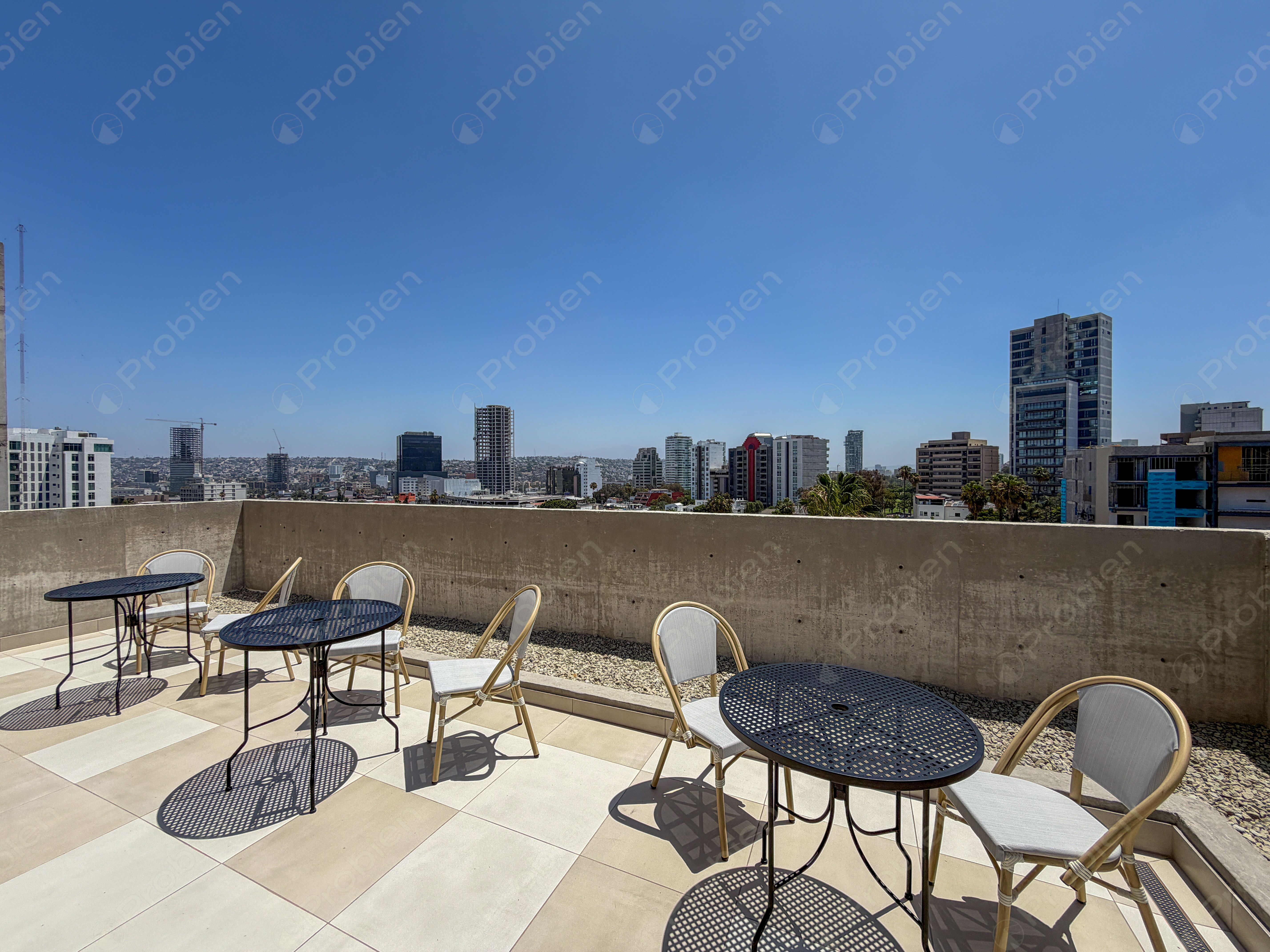 Penthouse nuevo en renta en Emerson Cubillas Tijuana con rooftop y vista panorámica - Foto 15 de 35