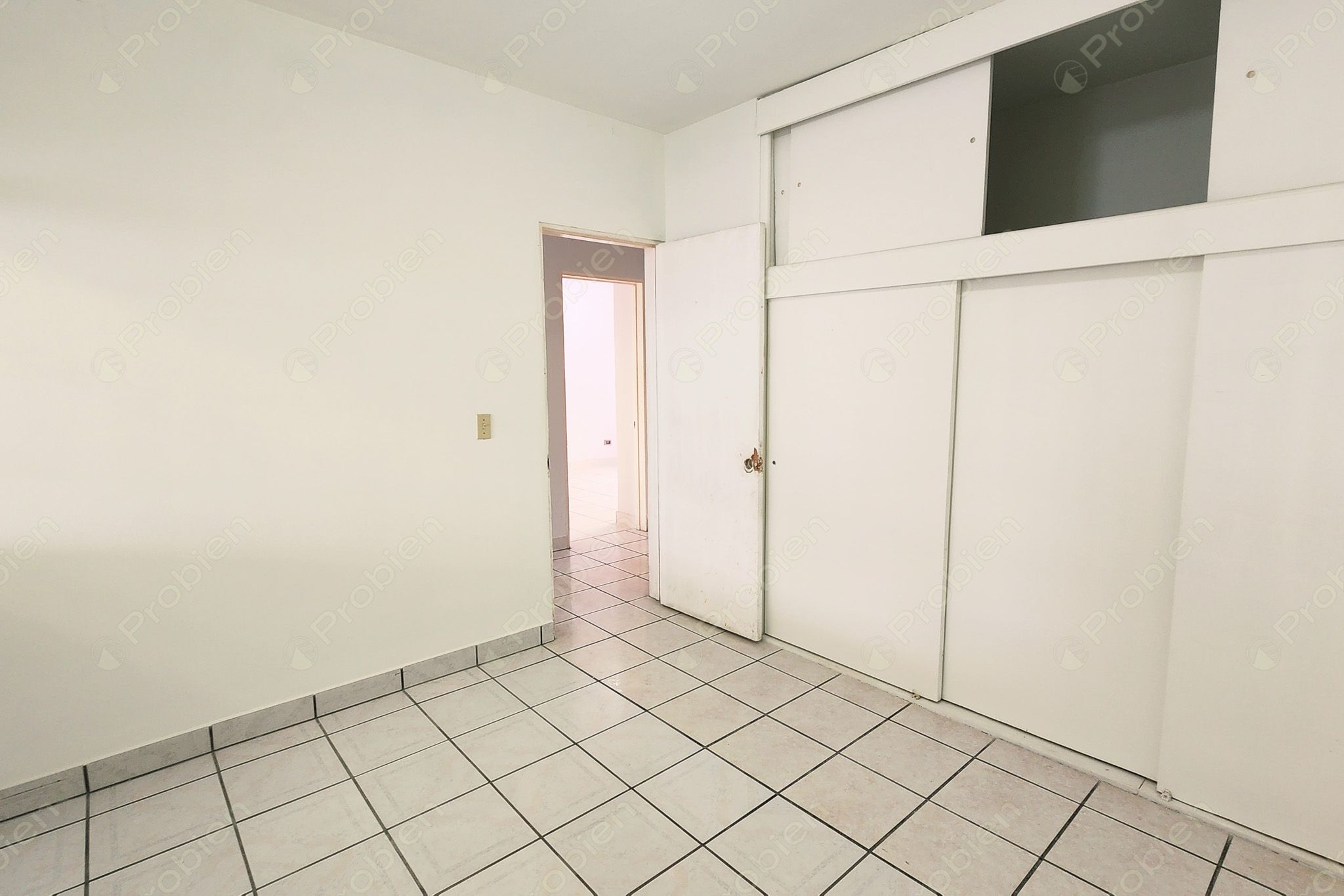 Casa renta en Playas de Tijuana, Calle del Volcán, con amplio patio - Foto 19 de 32