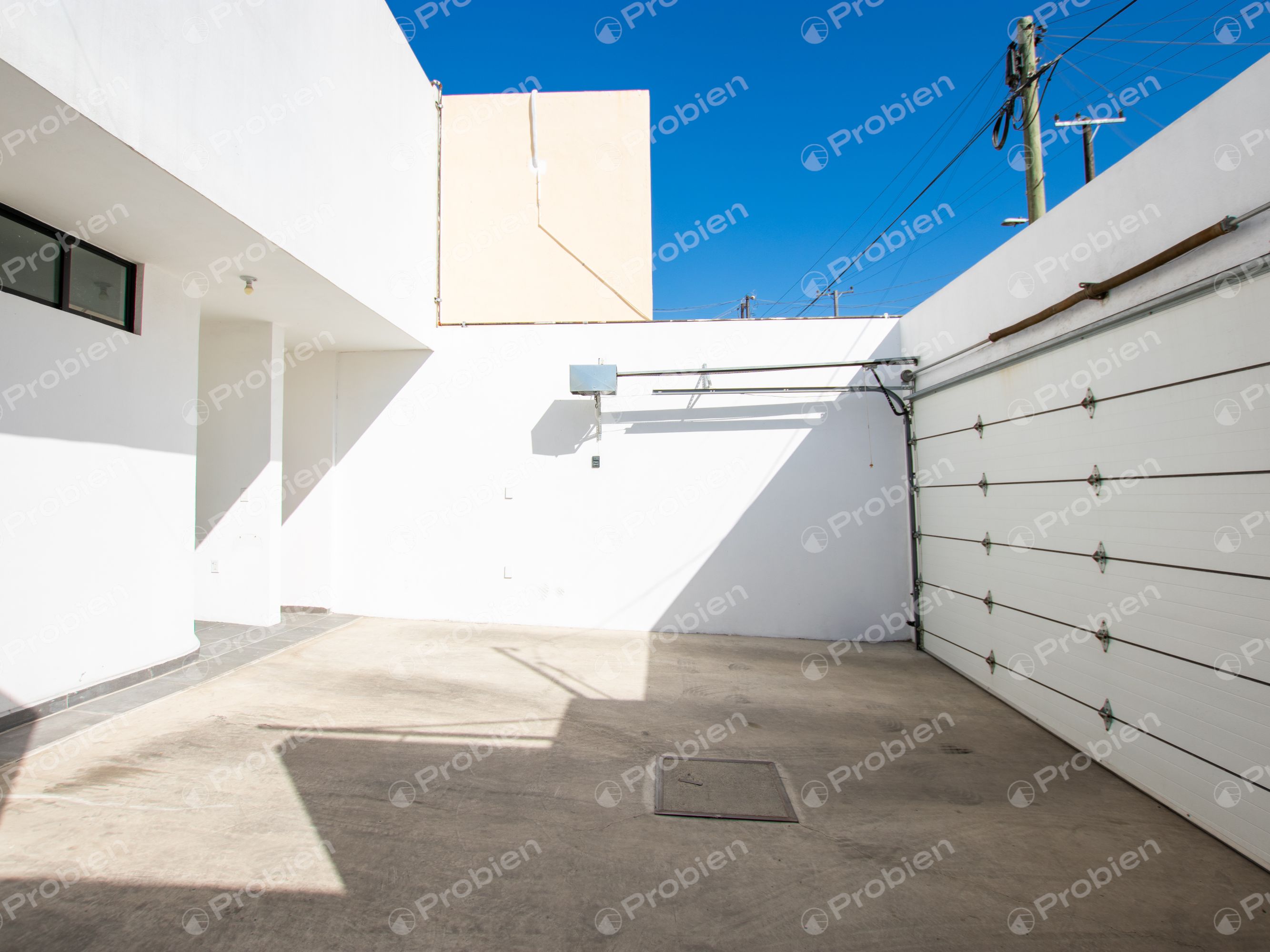 Casa en Venta en Ermita Sur | 3 Recámaras, Área Flex, Terraza y Vistas a la Ciudad - Foto 28 de 31