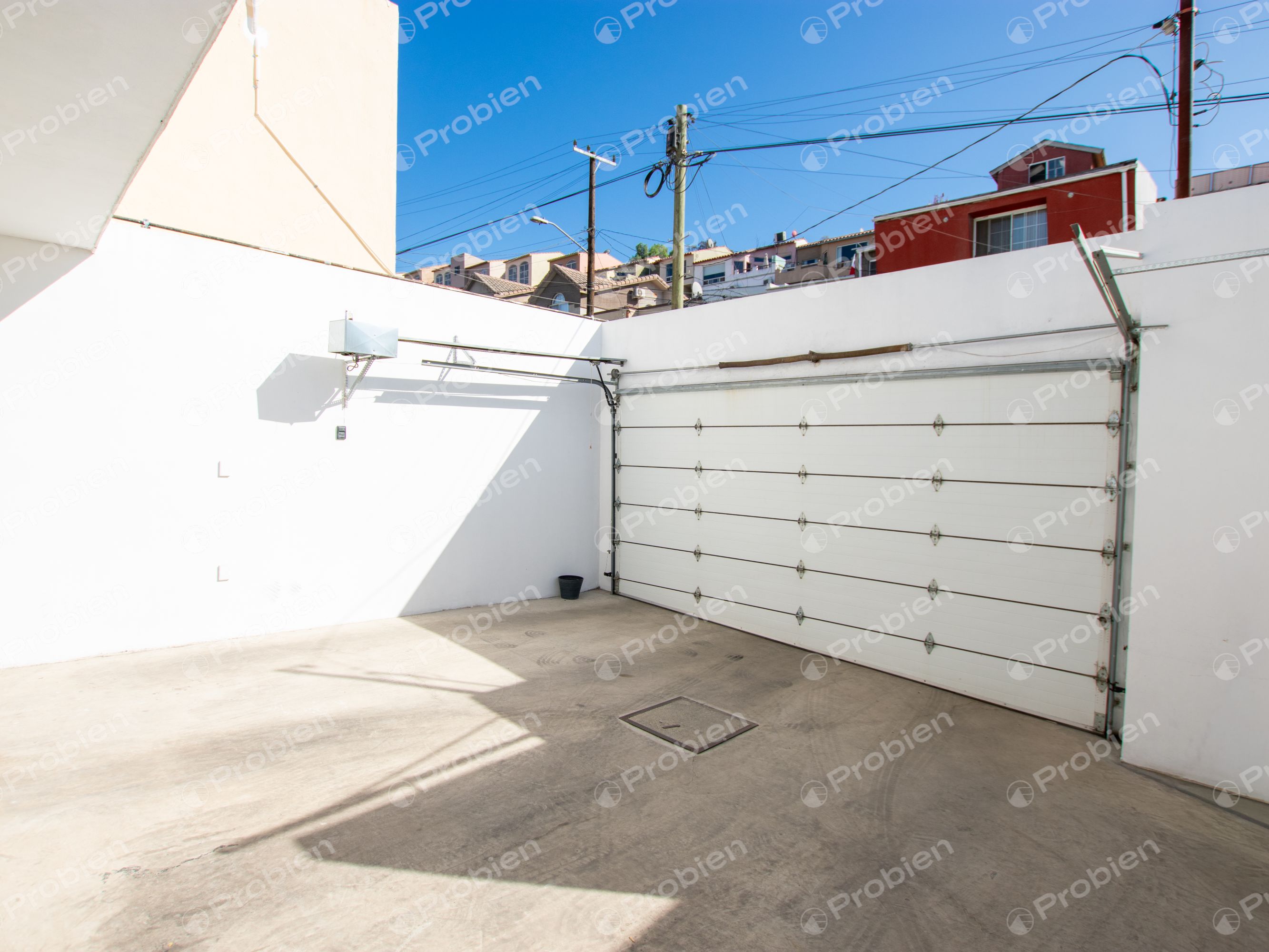 Casa en Venta en Ermita Sur | 3 Recámaras, Área Flex, Terraza y Vistas a la Ciudad - Foto 29 de 31