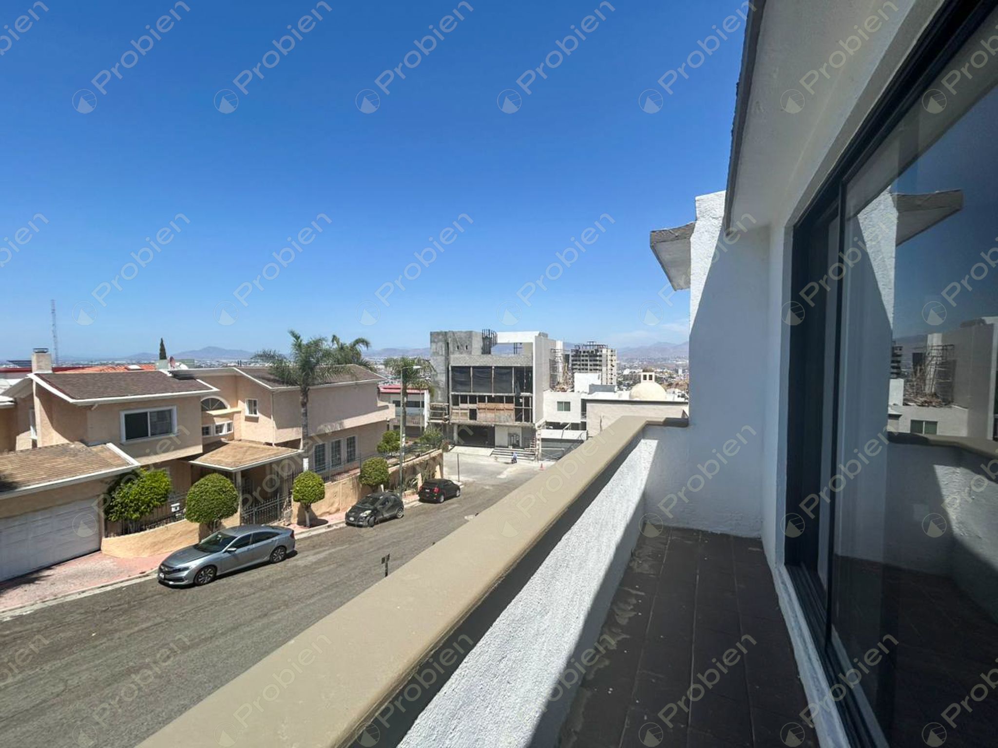 Casa en venta en Colinas de Agua Caliente en Tijuana con amplio terreno y alta plusvalía - Foto 12 de 15