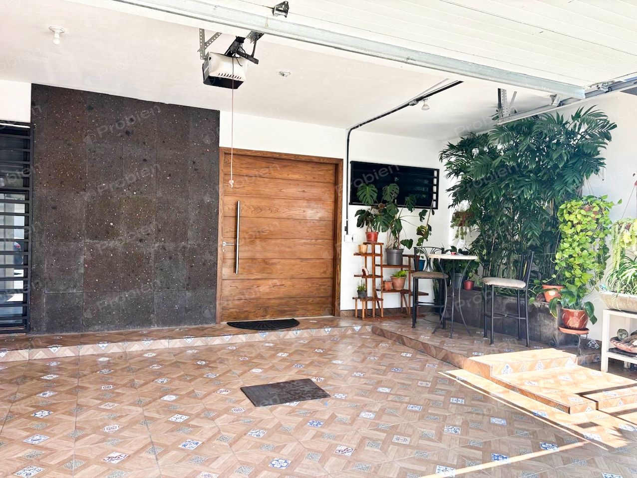 Casa en Venta en Altabrisa Otay, Tijuana | 3 Recámaras, Cochera para 2 Autos y Cerca de la Garita - Foto 2 de 22