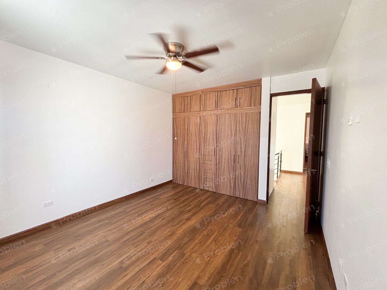 Casa en Venta en Altabrisa Otay, Tijuana | 3 Recámaras, Cochera para 2 Autos y Cerca de la Garita - Foto 13 de 22