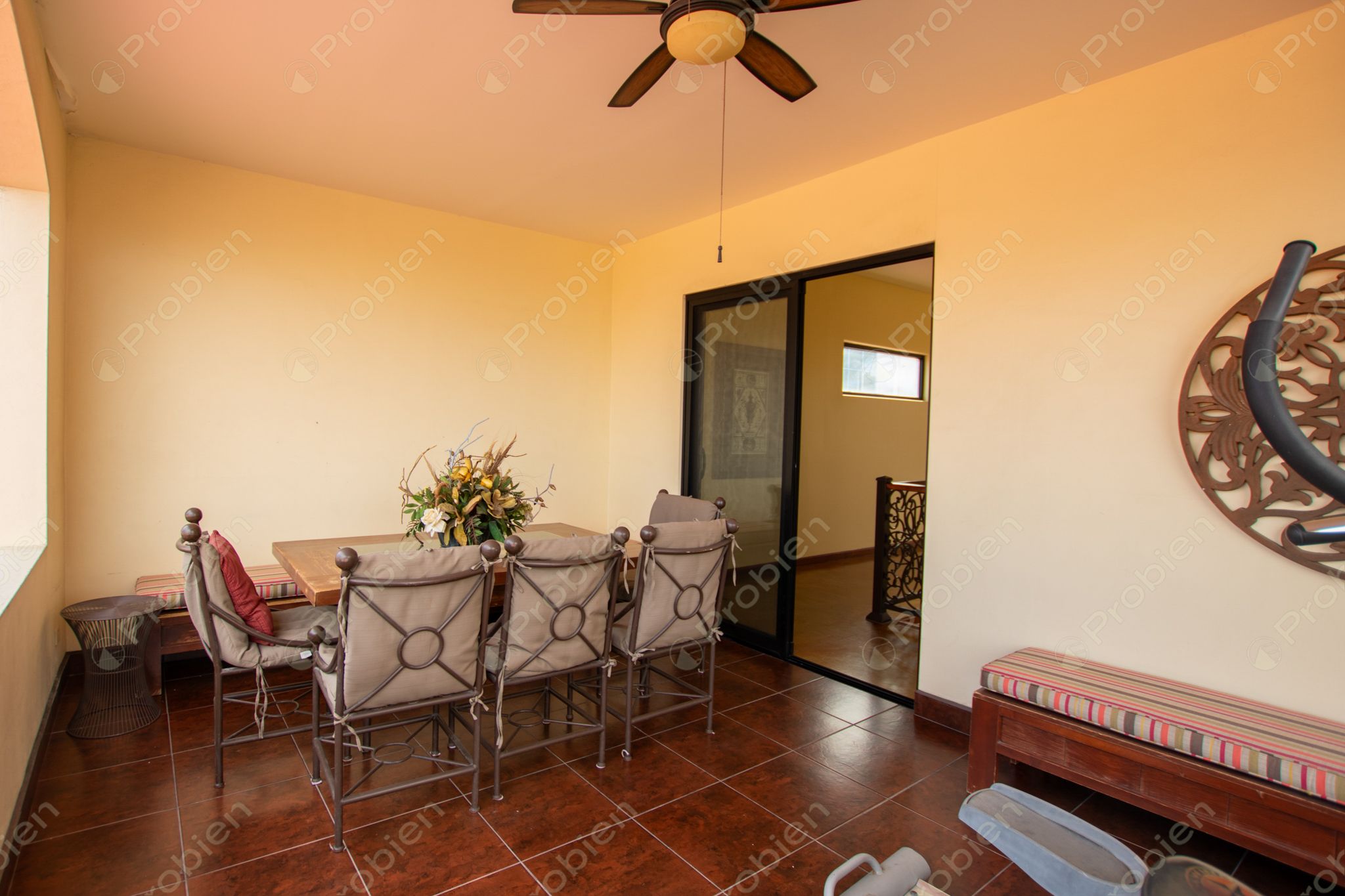 Casa en Venta Estilo Californiana en Hacienda Aguacaliente - Foto 17 de 37