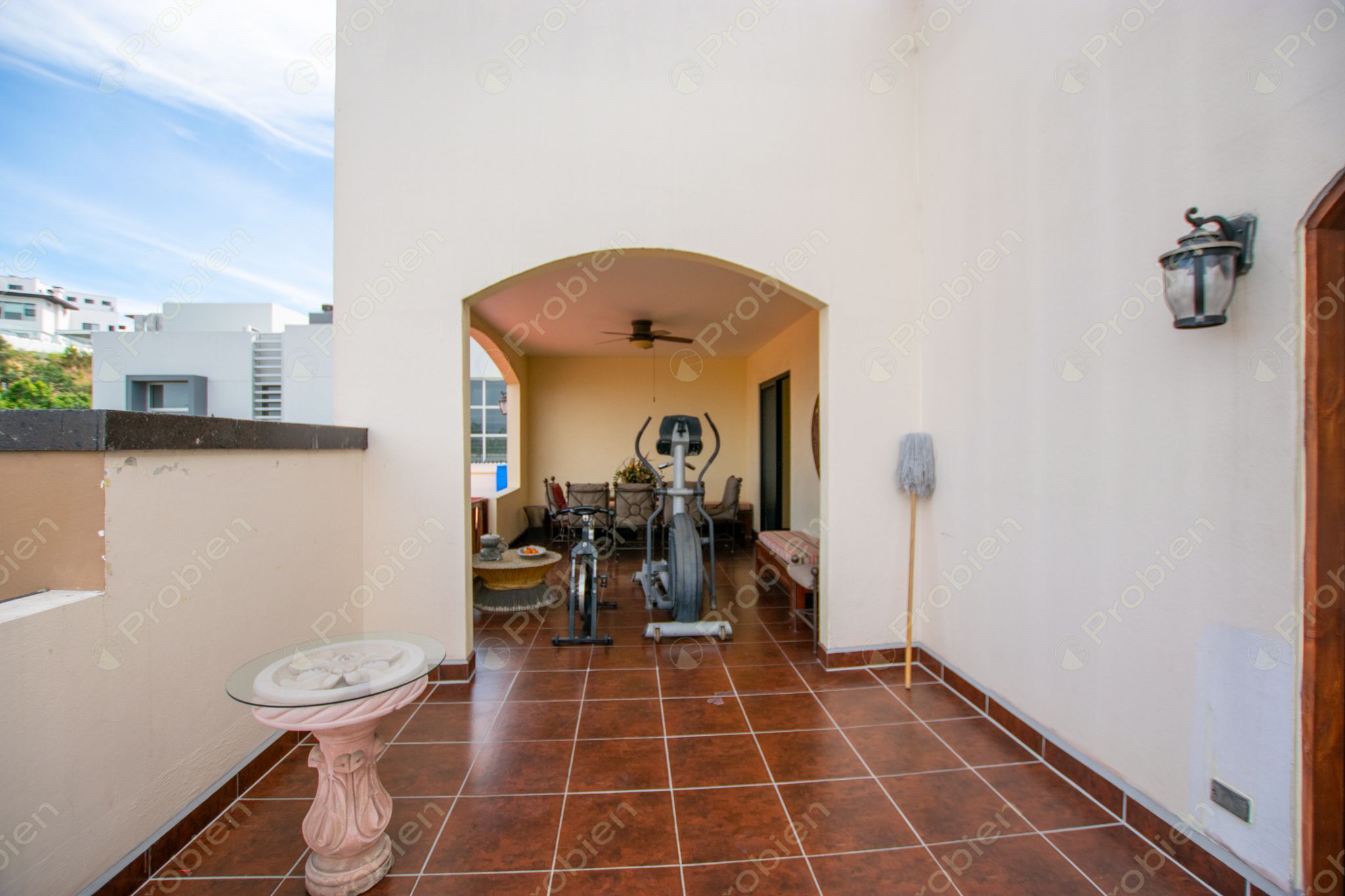 Casa en Venta Estilo Californiana en Hacienda Aguacaliente - Foto 19 de 37