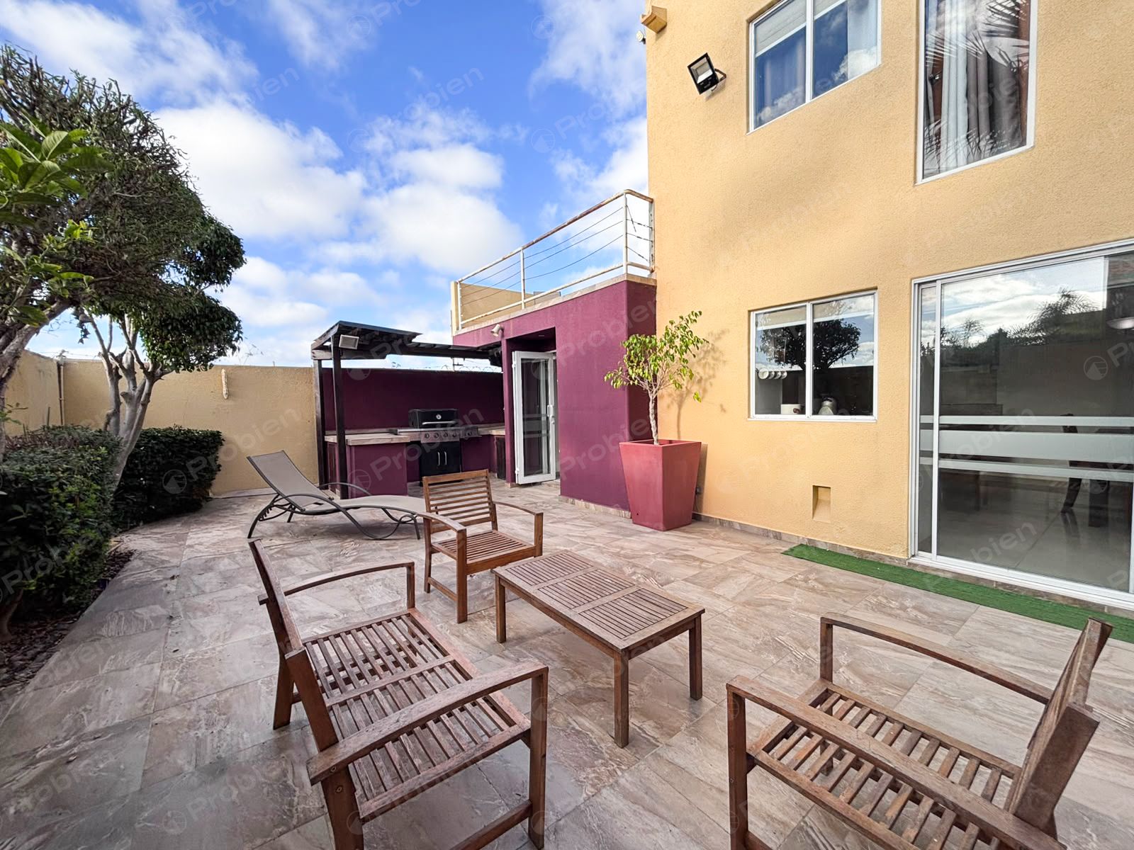 Casa en Venta en Residencial La Perla, Playas de Tijuana | 2 Recámaras, Terraza con Vista al Mar y 312 m² de Terreno - Foto 17 de 33